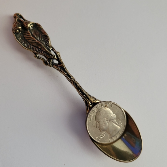 Eucalyptus gum tree spoon by JJK Australia - Picture 4 of 12